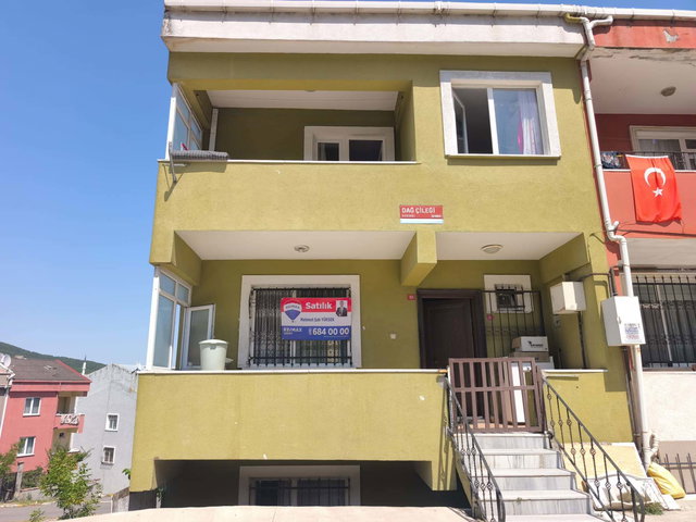 PENDİK AYDOS ORMANI DİBİNDE MANZARALI 3 KATLI MÜSTAKİL EV