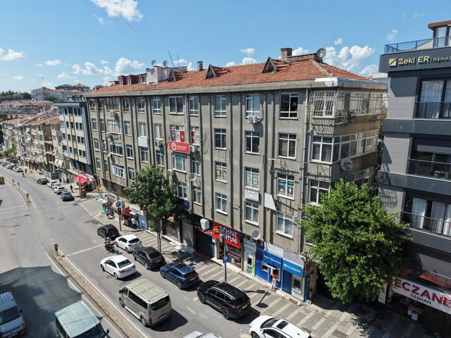 ÜSKÜDAR İCADİYE’DE GÜNEY CEPHE 3+2 ÇATI DUBLEKSI KREDİYE UYGUN
