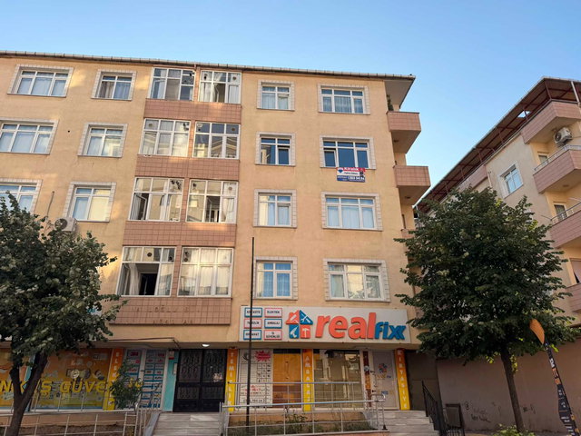 PENDİK KAVAKPINAR CADDE ÜZERİ KİRALIK 3+1 DAİRE
