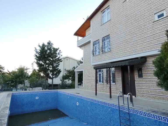 MARMARA EREĞLİSİ 350 M2 İÇİNDE HAVUZLU  MÜSTAKİL SATILIK VİLLA