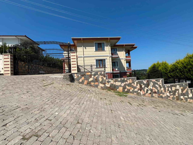 REMAX YALOVA KADIKÖY 3 AYRI TAPULU 2 DAİRE BULUNAN MÜLK SATILIK