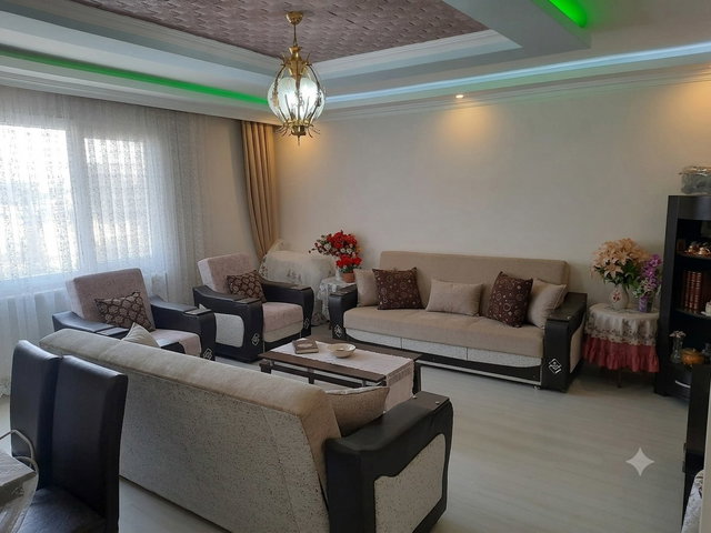 SEFERİHİSAR TURABİYE’DE 3+1 | 145 M² NET | BALKONLU, DOĞALGAZ KOMBİLİ, KREDİYE UYGUN DAİRE