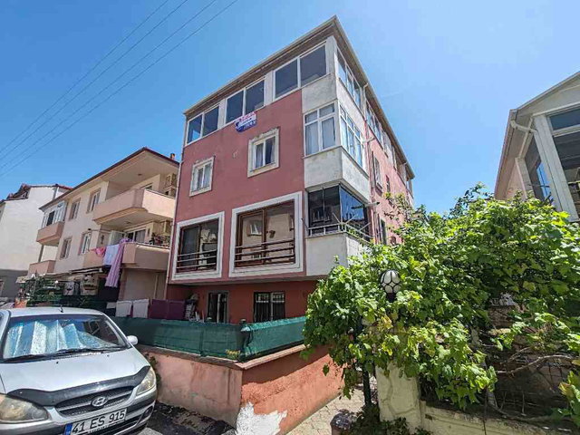 RE/MAX MAVİ'DEN AKKUM DENİZE 2. SIRADA 3+1 ÖNCEPHE DUBLEX DAİRE