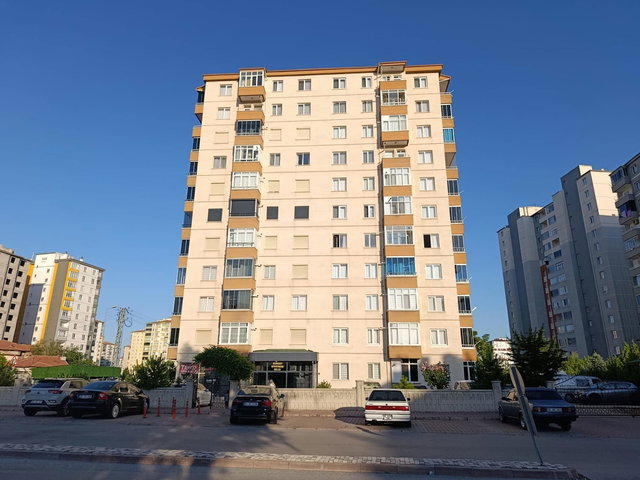 TURGUTREIS MAHALLESINDE SATILIK 3+1 DAIRE