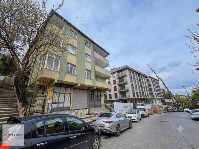ÜSKÜDAR KÜPLÜCE’DE 2+1 | 110 M² BRÜT | BALKONLU | DOĞALGAZ KOMBİLİ | BOŞ