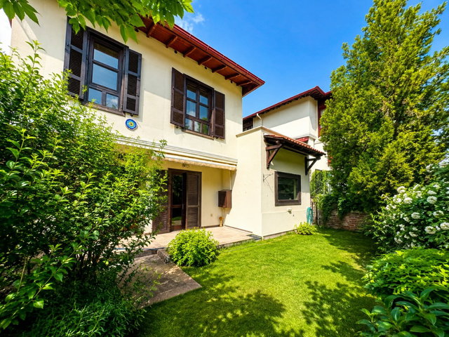 MESA KORU’DA FULL YAPILI, GENIŞ BAHÇELI, TAŞINMAYA HAZIR SATILIK VILLA