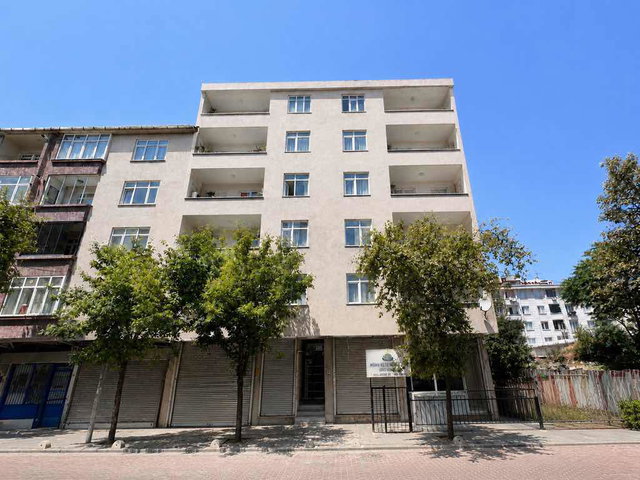 ESENYURT SAADETDERE’DE 2+1 GENİŞ-FERAH-AYDINLIK DAİRE