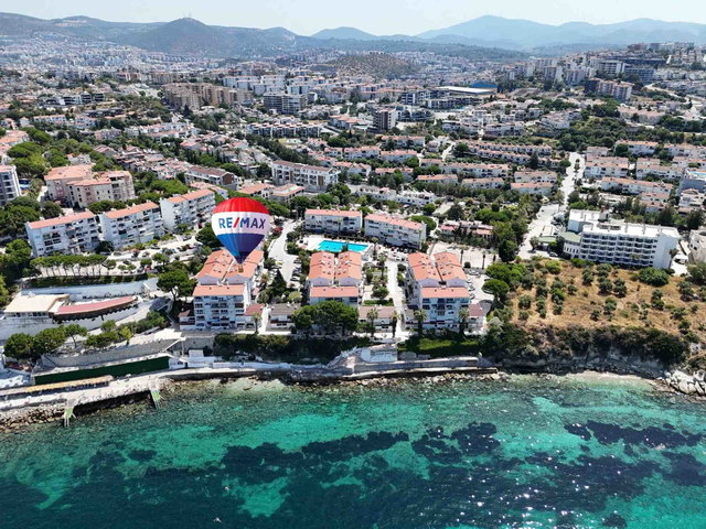 DENIZE SIFIR SEÇKIN SITESINDE DENIZ MANZARALI 1+1 DAIRE