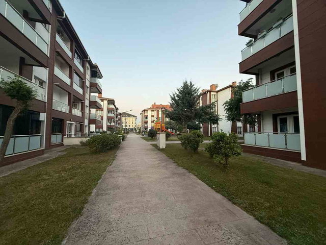 RE/MAX DIA'DAN DÜZCE MERKEZ CAMİKEBİR TOKİDE KİRALIK 3+1 DAİRE