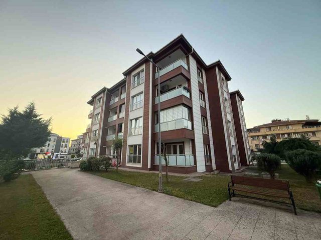 RE/MAX DIA'DAN DÜZCE MERKEZ CAMİKEBİR TOKİDE KİRALIK 3+1 DAİRE