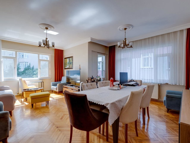 KADIKÖY SAHRAYICEDİT'TE SATILIK 3+1 DAİRE