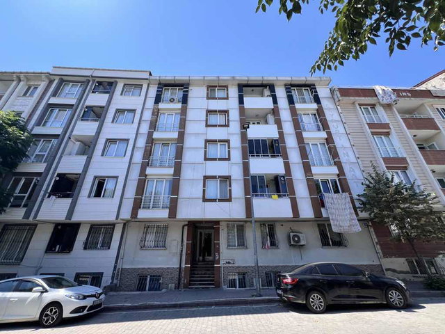 ÇINAR MAHALLESİNDE 2+1 SATILIK DAİRE  İSTER YATIRIM YAPIN İSTER OTURUN