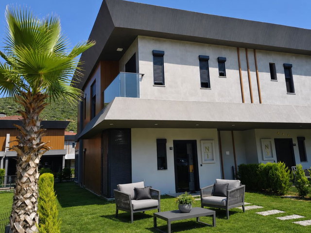 KUŞADASI,KUŞTUR MEVKİ,LAST POINT LIFE VİLLALARI,3 ODA VE 3 BANYOLU,LÜKS ,EŞYALI VİLLA