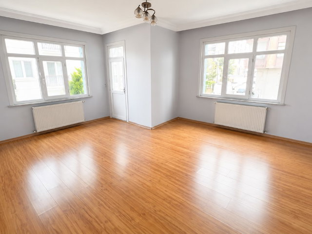 BAĞCILAR DEMİRKAPI’DA 2+1 | 120 M² NET | BALKONLU | BOŞ, EŞYASIZ KİRALIK DAİRE
