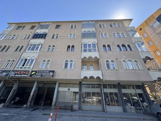 KEYKUBAT MAHALLESINDE CADDE ÜZERINDE SATILIK 3+1 DAIRE