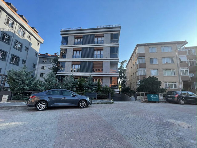 BAHÇELİEVLER'DE METRO VE METROBÜSE YAKIN KİRALIK 1+1 DAİRE