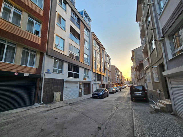 REMAX MOD'DAN YENİDOĞAN MAH. ASANSÖRLÜ YENİ SATILIK 2+1