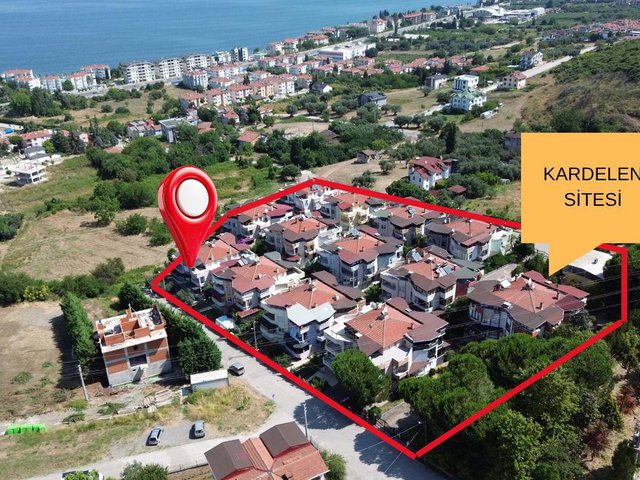 REMAX KANYON'DAN DENİZ VE OSMANGAZİ KÖPRÜSÜ MANZARALI 6+2 VİLLA.
