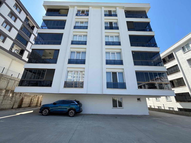 REMAX YASİR | ATAKUM KÜÇÜKKOLPINAR SALON MUTFAK AYRI SATILIK 2+1