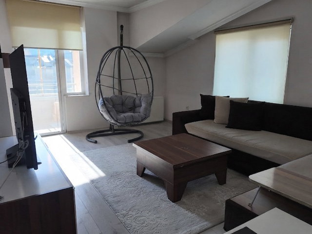 AKYAZI'NIN DEĞERLI KONUMUNDA | 100 M² KULLANIM ALANLI KIRALIK 1+1