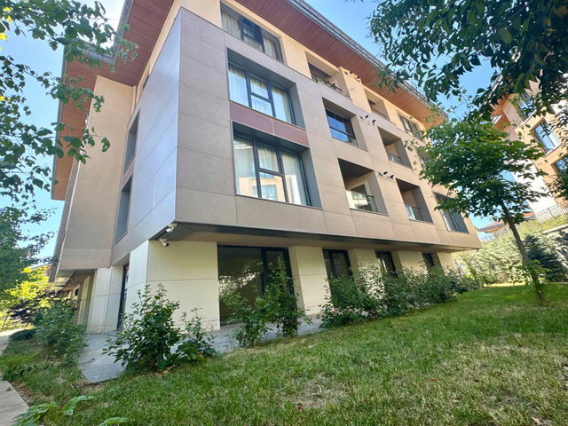 ÜSKÜDAR KİRAZLITEPE SIFIR LÜKS ÖZEL BAHÇE KULLANIM ALANI 150 M2