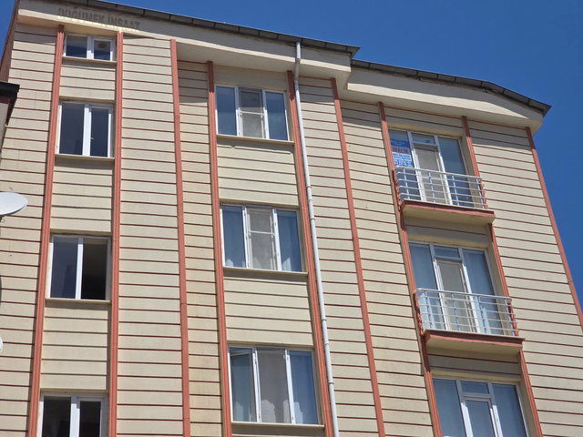 RE/MAX DEĞİŞİM - ÜNİVERSİTE MAH. 3+1 ASANSÖRLÜ KİRALIK DAİRE