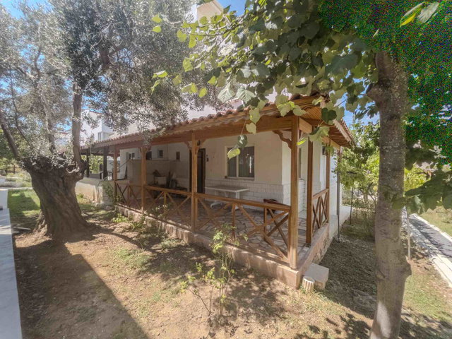 PELITKÖY'DE KIRALIK VILLA