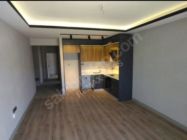 FATIH MH İSTINYE SITESI NDE 2+1 ASANSÖR SINAV KOLEJI YANI