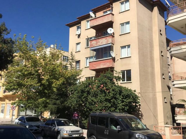 DUMLUPINAR MAHALLESİNDE SATILIK 2+1 DAİRE