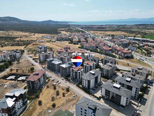 BURHANIYE BADEMALANINDA SATILIK 2+1 DAIRE
