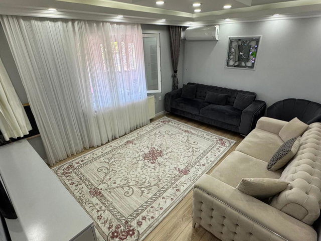 KOCASİNAN MERKEZ MAHALLESİ'NDE ÇİFT CEPHELİ BALKONLU 2+1 SATILIK DAIRE