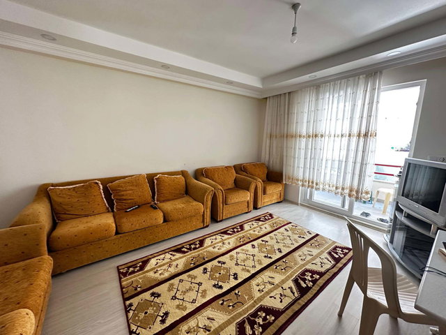 ÇARŞININ KALBİNDE, AYRI MUTFAKLI GENİŞ 1+1 EŞYALI KİRALIK DAİRE