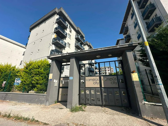 ÇANAKKALE BARBAROS MAHALLESI SITE İÇI KIRALIK 1+1 DAIRE