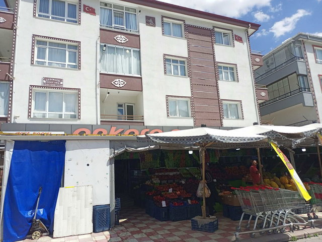 UFUKTEPE  OSMANGAZİ CADDE ÜZERI  3+1  YAPILI