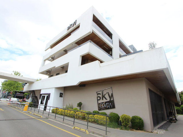 SKY NOVİTA SİTESİ'NDE ÜÇ CEPHELİ AÇIK MUTFAK 2+1 KİRALIK DAİRE