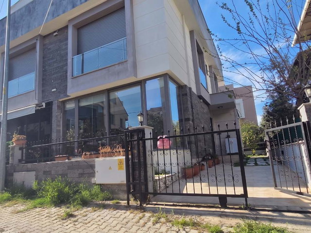 ÇEŞMEALTI MERKEZDE KIRALIK, 3+1 MÜSTAKIL EV