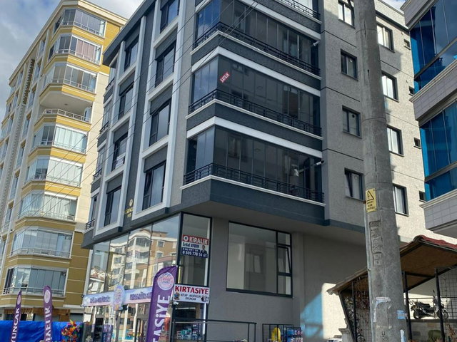REMAX/ŞEREF PISIL'DAN ATAKENT’TE ULTRA LÜKS 2+1 DAİRE