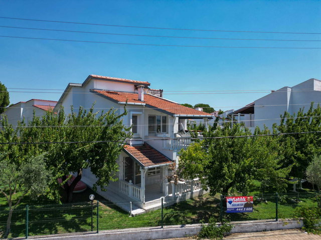 ALTINOVA ESKIŞEHIR SANAYICILER SITESINDE SATILIK 3+1 VILLA
