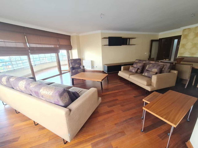 TARA PARK SİTESİ’NDE MERKEZİ KONUMDA GENİŞ 4+1 SATILIK  DAİRE
