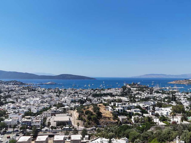  BODRUM YOKUŞBAŞI'NDA KIRALIK 1+1 DAIRE | EŞYASIZ | DEPOLU | ÖZEL ARKA BAHÇELI