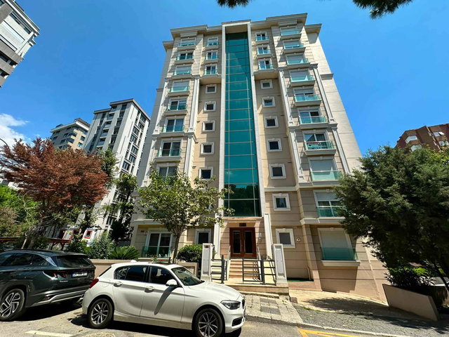 SUADİYE'DE LÜKS EŞYALI KİRALIK DAİRE