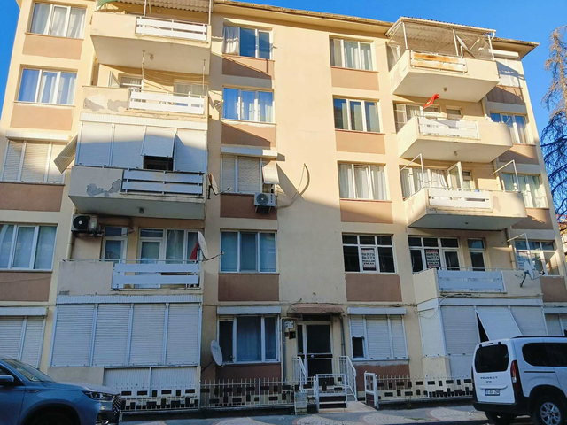 REMAX MİD'DEN BAHÇELİEVLER MAH. 3+1 KİRALIK DAİRE