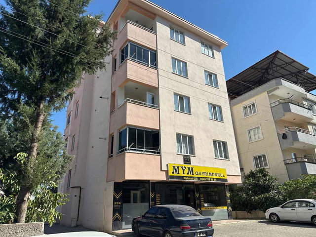 FATİHLERDE SATILIK 5 YILLIK 2+1 KULLANIŞLI SATILIK DAİRE E