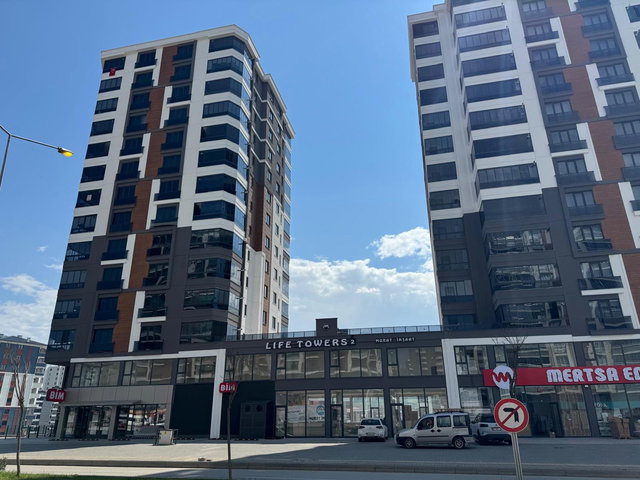 TEPECİK MAH.’DE 2025 YAPIMI 4+1 | 150 M² BRÜT | BALKONLU | KREDİYE UYGUN