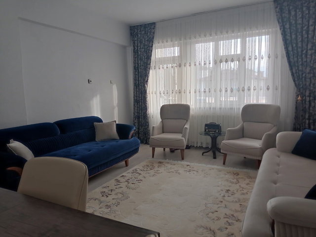 TACETİN VELİDE  GÜZEL KONUMDA 3+1  BAKIMLI SATILIK DAİRE