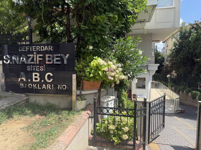 ALTUNİZADE DEFTERDAR S.NAZİF BEY SİTESİNDE KİRALIK 2+1