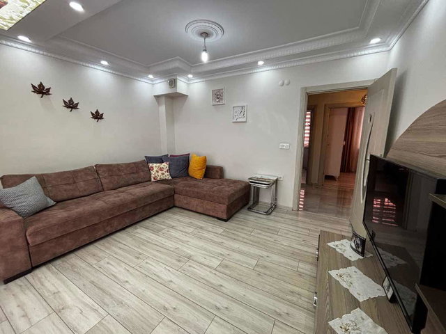 SAADETDERE MAHALLESİ’NDE E-5’E YAKIN GÜNEY CEPHE 2+1 SATILIK DAİRE