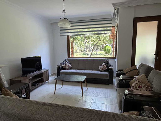 YALOVA ÇİFTLİKKÖY ELMAKENT SİTESİ EŞYALI 3+1 VİLLA