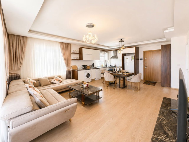 REMAX RİNA'DAN DENİZ MANZARALI ULTRA LÜKS EŞYALI 1+1