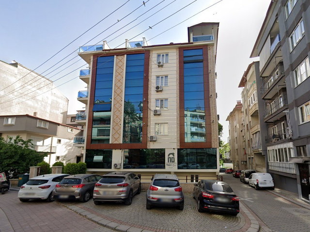 REMAX MODEL DEN FORUM ÇAMLIK YAKININDA 1+1 TEK TAPU ÇİFT APART